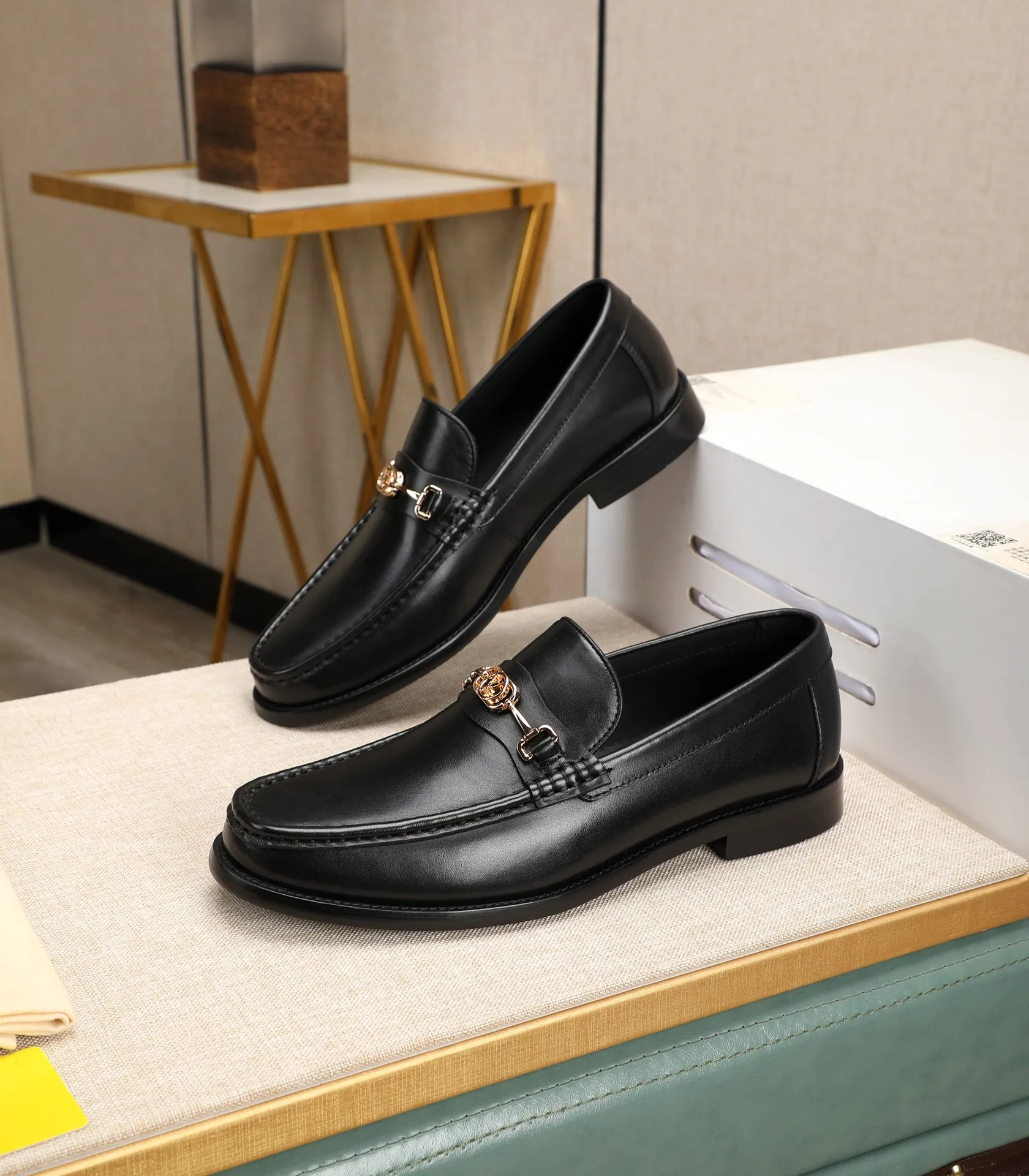 Men's shoes 💰580 📛📛Original (water-dyed cow lining) Gucci GUCCI official website formal shoes 🌀 Italian 🇮🇹 imported cowhide ➕ top imported water-dyed cowhide lining 💋 fine handmade original bottom, the real thing looks better when photographed in person Standard size 38-44